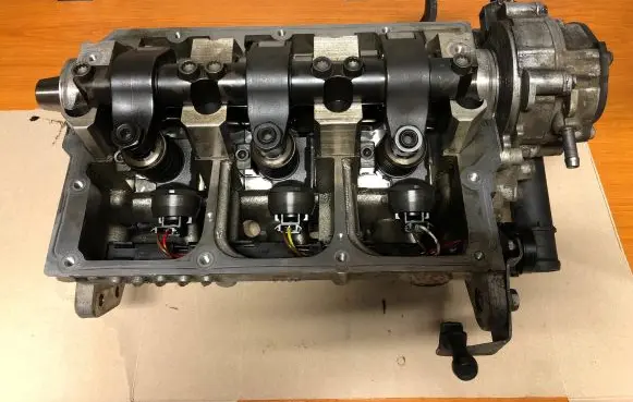 Skoda Fabia Mk2 (5J) Engine head 045103373H