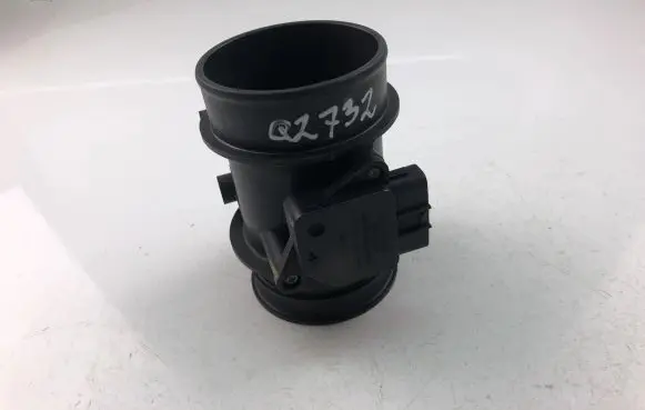 Volvo S60 Mass air flow meter 30713512