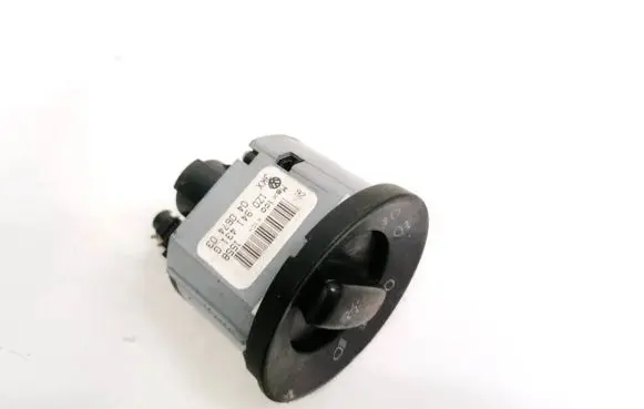 Skoda Octavia Mk2 (1Z) Light switch 1Z0941431G 04067403