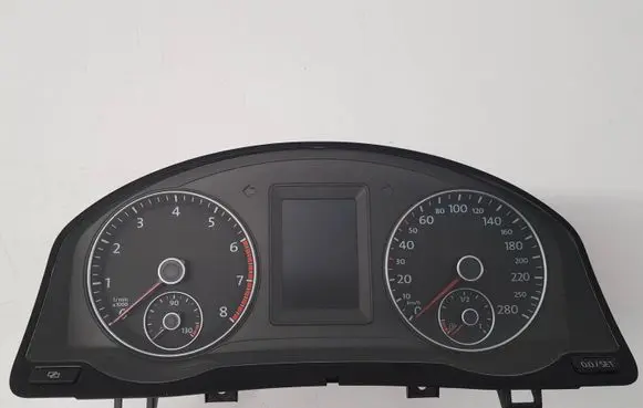 Volkswagen Scirocco Speedometer (instrument cluster) 1K8920861B 1K0035186AA 5K0953521Q