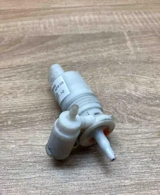 Mini One - Cooper R50 - 53 Windscreen/windshield washer pump 8377429 13037710