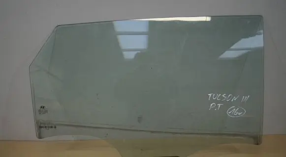 Hyundai Tucson TL Rear door window glass