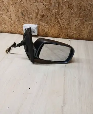 Toyota Yaris Front door electric wing mirror E1010673 80693