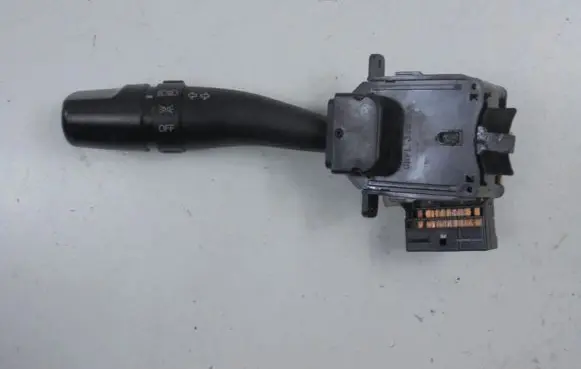 Hyundai Matrix Wiper turn signal indicator stalk/switch