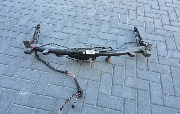 Volkswagen Golf VIII Tow bar set 5H9803881D 10073343001