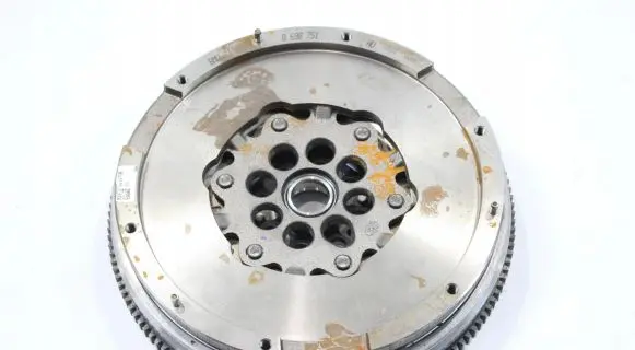 BMW X1 F48 F49 Dual mass flywheel 8698751