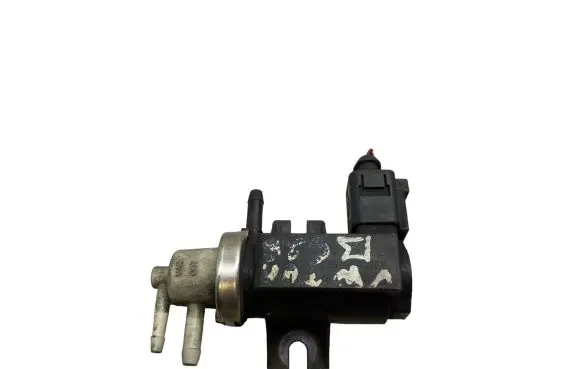 Volkswagen Touareg I Turbo solenoid valve 1J0983627