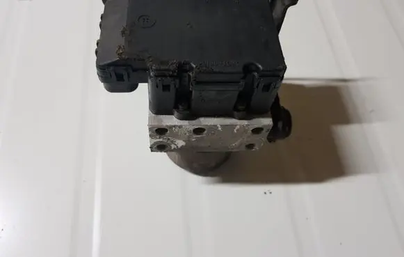 Hyundai Terracan ABS Pump 58910H100