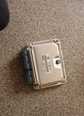 Volkswagen Transporter - Caravelle T4 Engine control unit/module 074906018AP 0281010679