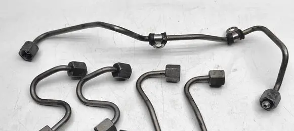 Mercedes-Benz E W212 Fuel injector supply line/pipe 