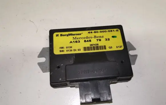 Mercedes-Benz ML W163 Transfer box differential control unit A1635457932