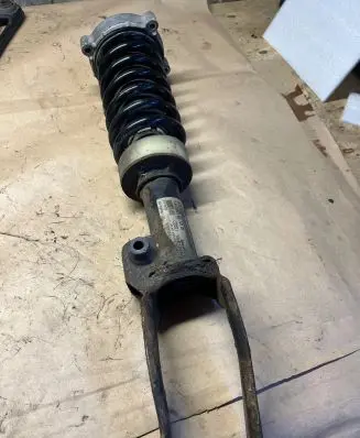 Audi Q7 4L Front shock absorber with coil spring 7l8412022 7l8413032 801404001123
