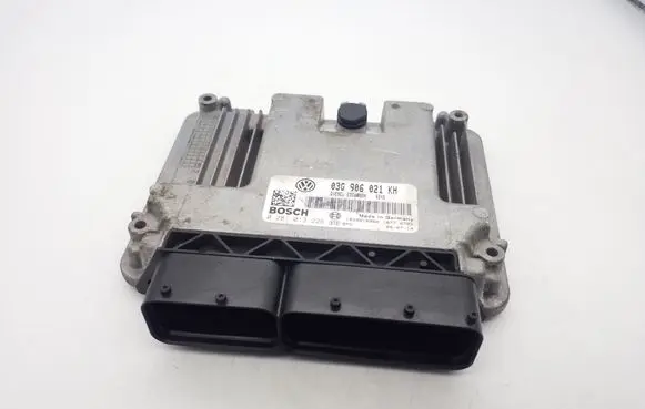 Volkswagen Golf V Engine control unit/module ECU 03G906021KH 0281013226