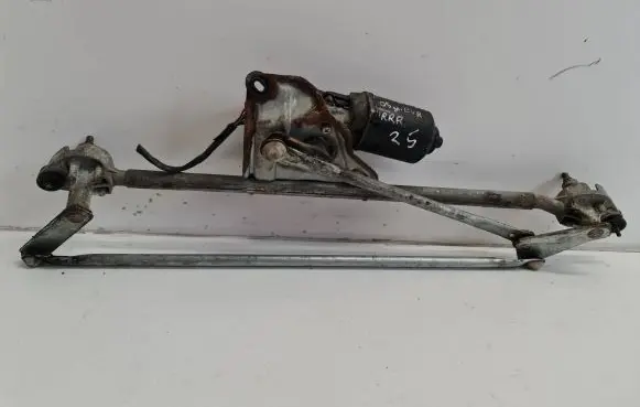 Chrysler PT Cruiser Front wiper linkage and motor 05288695AA