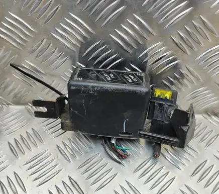Mitsubishi L200 Fuse module MR146333 A5825919600