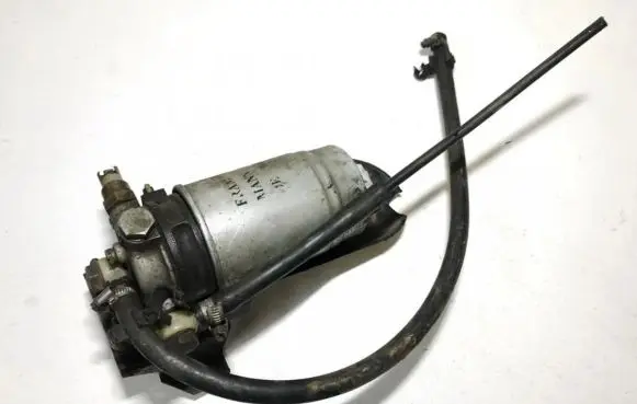 Volkswagen Golf II Fuel filter 068127177b