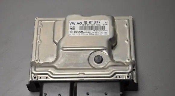 Volkswagen T-Roc Engine control unit/module 05E907309R