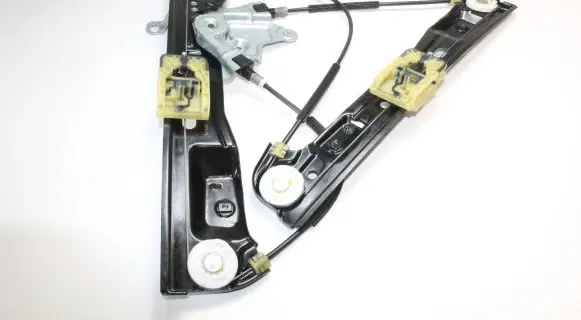 Opel Insignia A Front door electric window regulator 20952452