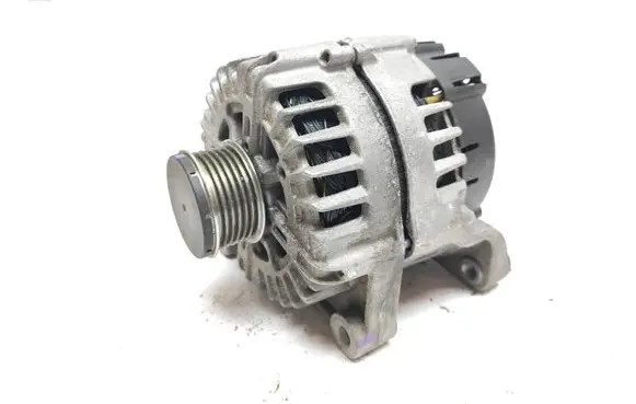 BMW 5 F10 F11 Generator/alternator 8570672 FGN23S059