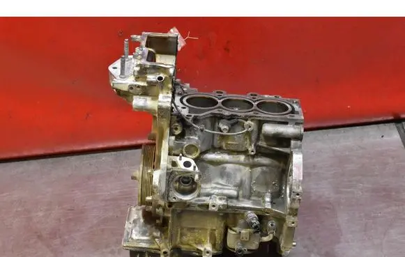 Hyundai Kona I Engine block G3LC
