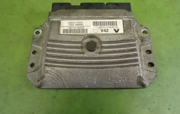 Renault Thalia II Engine control unit/module ECU