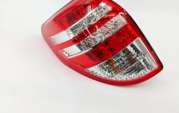 Toyota RAV 4 (XA30) Rear/tail lights 