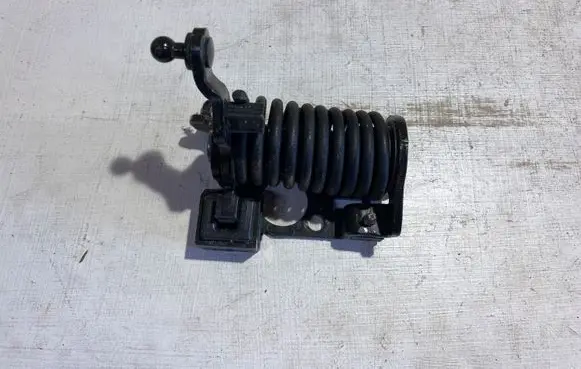Mercedes-Benz C AMG W205 Tailgate/trunk/boot hinge A2057580204