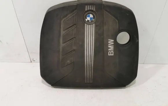 BMW 5 F10 F11 Engine cover (trim) 7802847 11252010 03104005