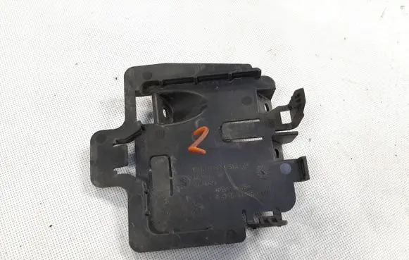 Other engine bay part