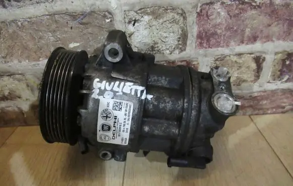 Alfa Romeo Giulietta Air conditioning (A/C) compressor (pump)