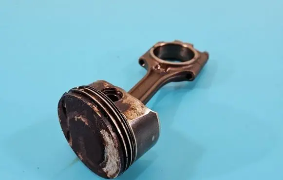 Piston
