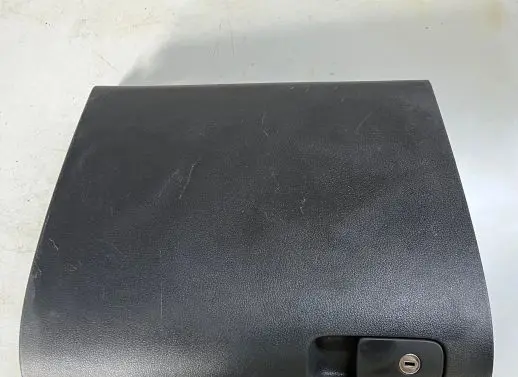 Volkswagen Golf Plus Glove box 5M1857097