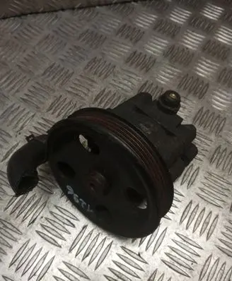 Mitsubishi Galant Power steering pump 26073064 MR403335