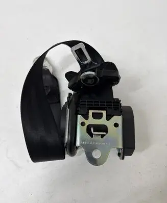Volkswagen Touareg I Rear seatbelt 609533100 022L000 030643