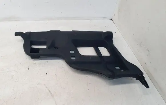 Toyota Avensis T270 Dashboard lower bottom trim panel 5560605050