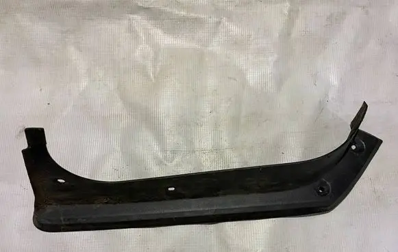 Mercedes-Benz E W212 Other trunk/boot trim element 2126930933 A2126930933