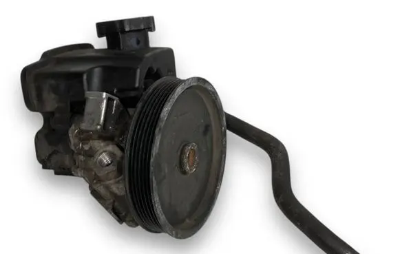 Mercedes-Benz C W204 Power steering pump A0044667001 7691332154