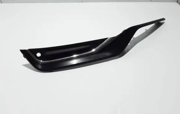 Volvo V60 Front bumper splitter molding 31353655