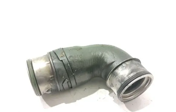 Volkswagen Golf V Intercooler hose/pipe