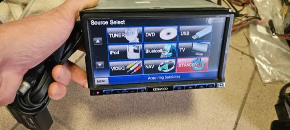 Radio/CD/DVD/GPS head unit