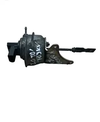 Skoda Octavia Mk2 (1Z) Turbine electric control actuator 75530329 4XLC433 08211