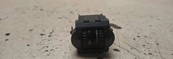Volkswagen Golf V Headlight level height control switch 1K0941333D