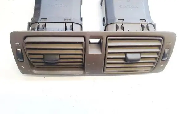 Volvo S40 Dash center air vent grill y01145p