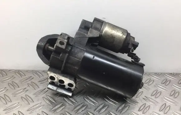 BMW 5 F10 F11 Starter motor 7801203 12417801203