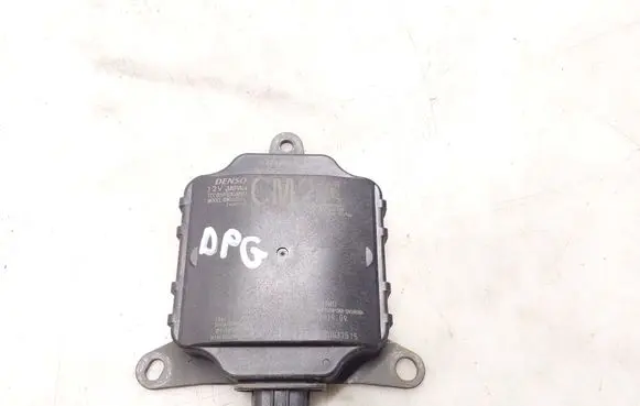 Toyota Camry VIII XV70 Blind spot module 8816233130 2301003131