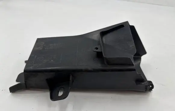 BMW 5 F10 F11 Brake cooling air channel/duct 7200798