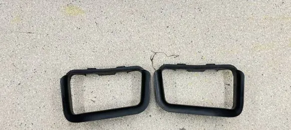 BMW M6 Air intake duct part 7843297 7843298 13717843297