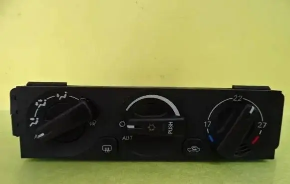 Mitsubishi Carisma Climate control unit MR916369 CAB502A011A