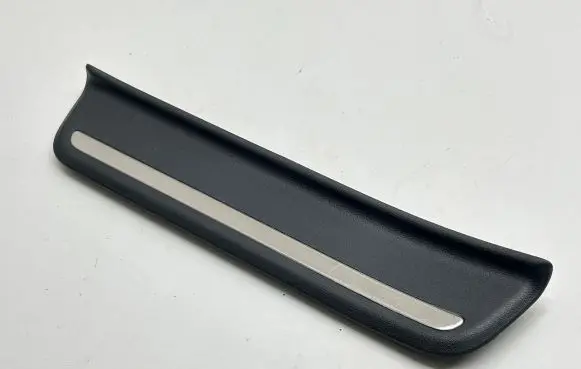 KIA EV6 Rear sill trim cover 85877CV500