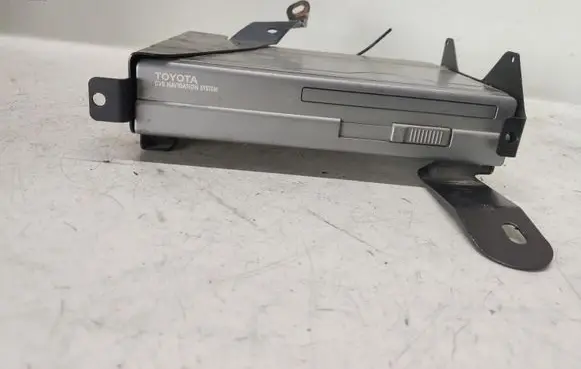 Toyota Avensis T250 Navigation unit CD/DVD player 0866200850